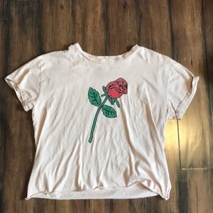 L.A. HEARTS rose cropped t-shirt